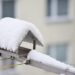 Почему в панельных домах зимой промерзают углы и как их утеплить